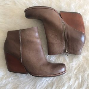 Kork-ease leather chunky wedge bootie. Brown boot